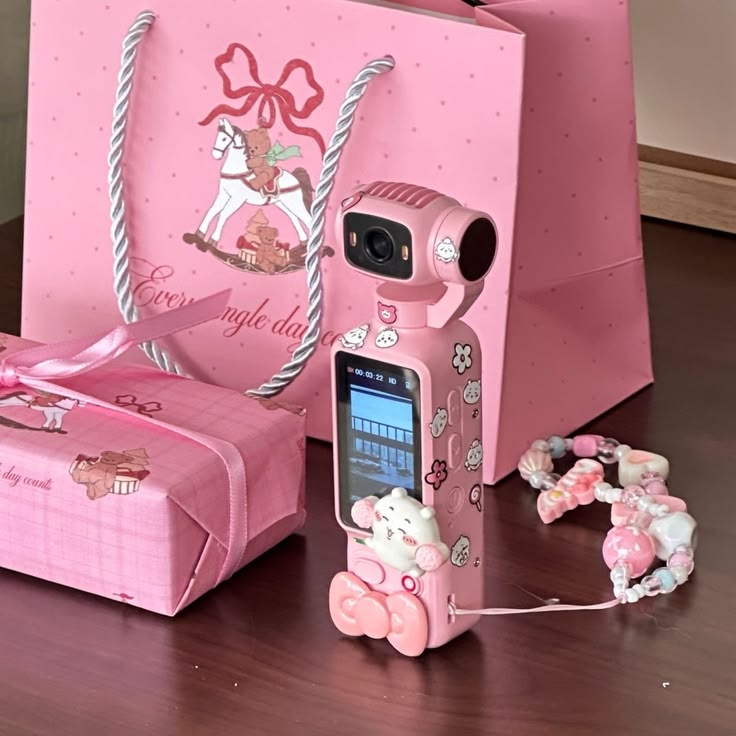 pink vlogging camera